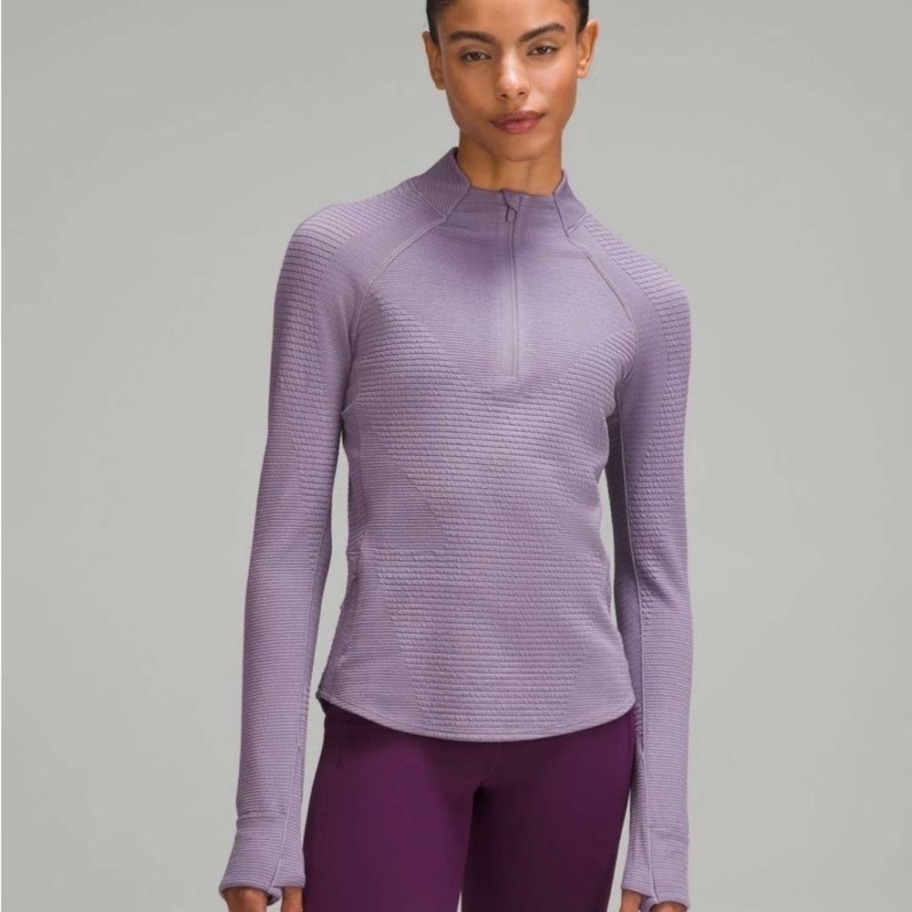Lululemon Ventscape Half-Zip Long-Sleeve Shirt
Purple Ash size 8
